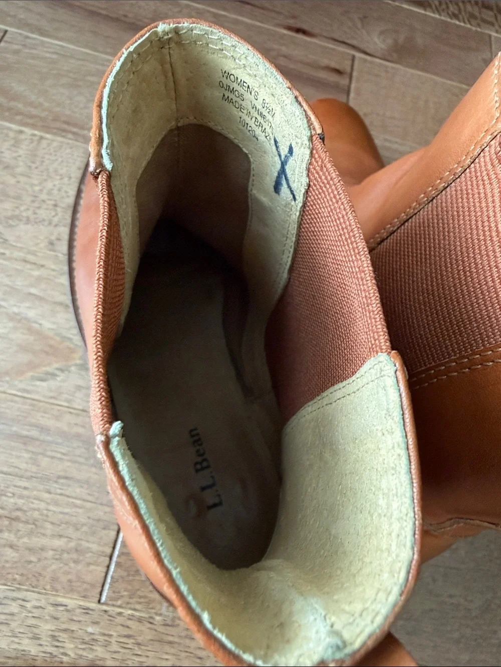 L.L. Bean vintage cognac leather chelsea boots lug sole 8.5 women’s